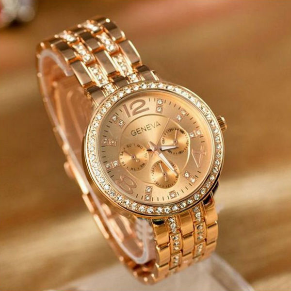 Trendi karóra rose gold színben